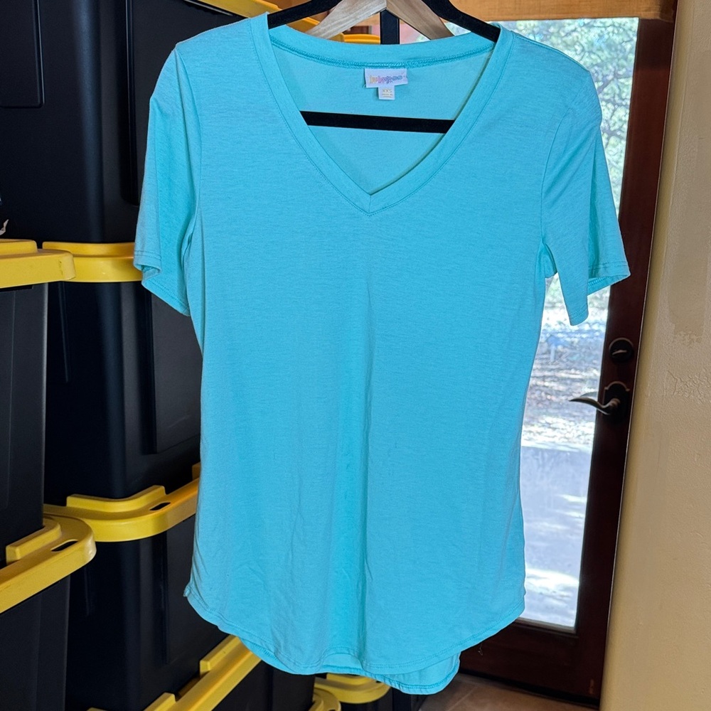 LuLaRoe Iris Aqua Blue Tunic Tee Size XXS Oversized